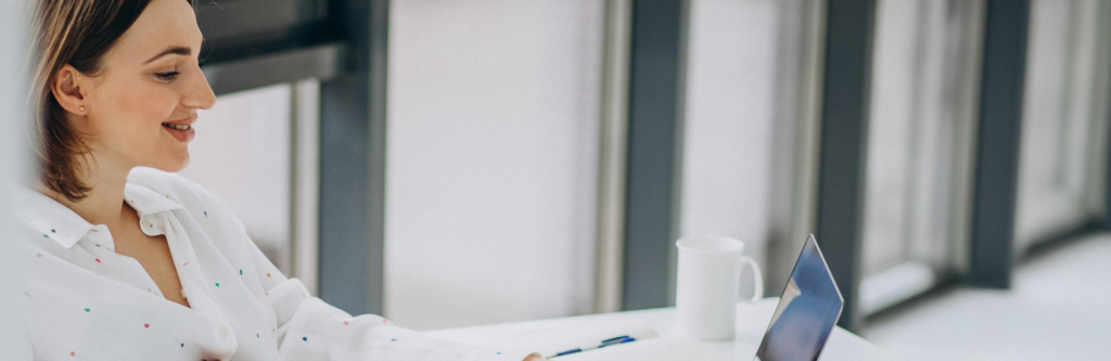 Médicas gestantes e PJ: direitos, licença-maternidade e planejamento financeiro